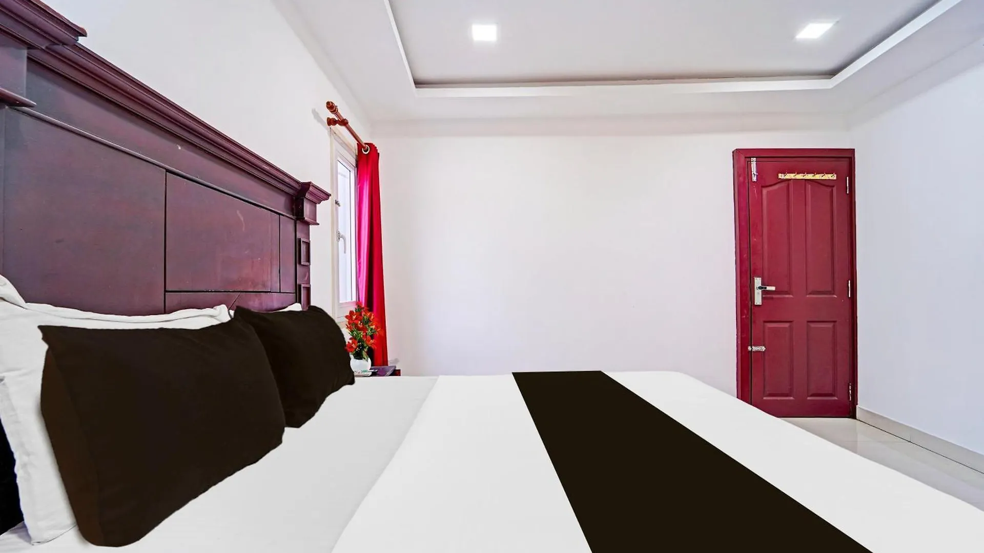 Super Hotel O Malabar Plaza Kochi